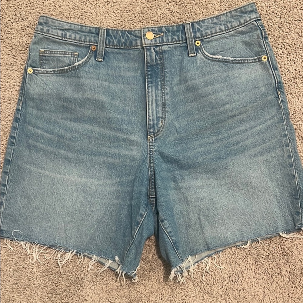 Universal Thread Vintage Bermuda Light Blue Denim cut off Shorts